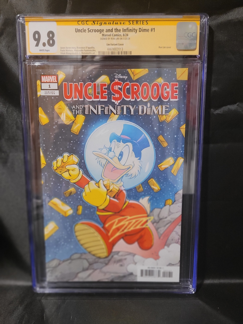 Mavel Comics Uncle Scrooge And The Infinity Dime #1 Signed By Ron Lim CGC 9.8